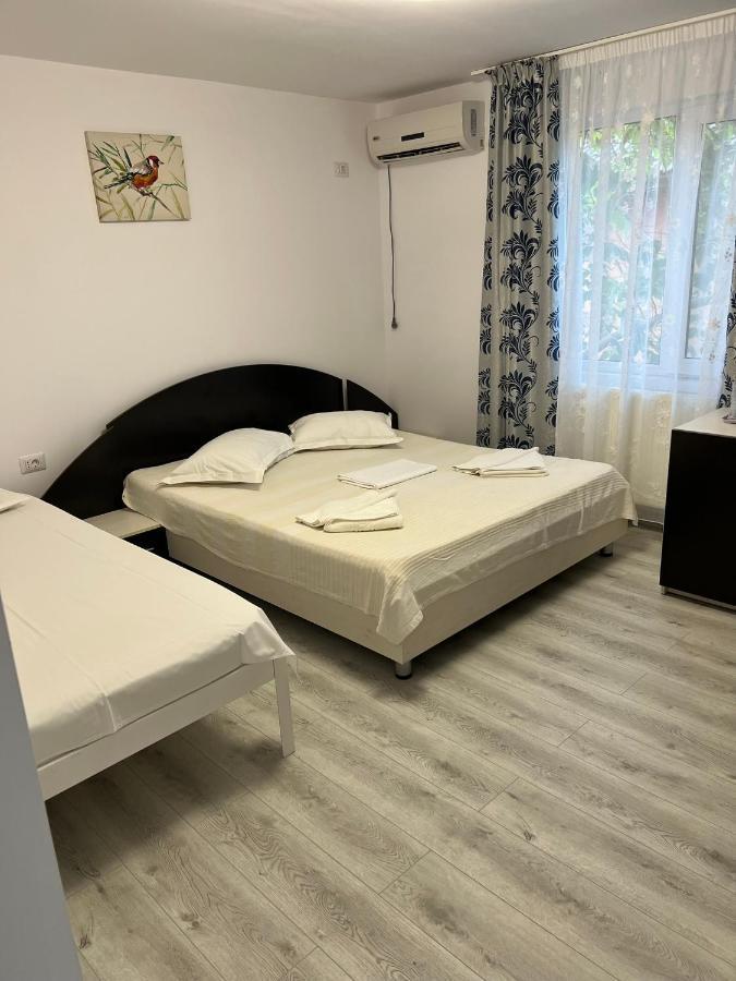 Vila Iris Mamaia Nord 那沃达利 外观 照片