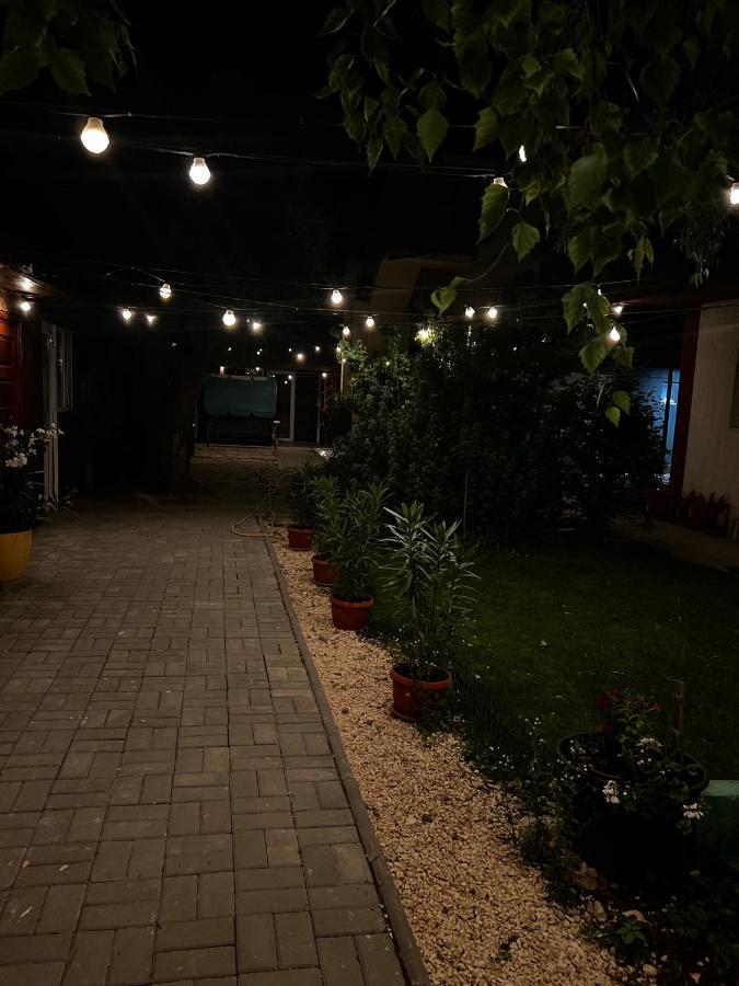 Vila Iris Mamaia Nord 那沃达利 外观 照片